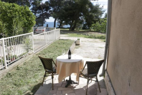 Meje seafront suite